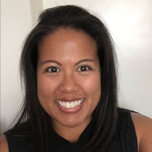 Meet your Posher, Desiree